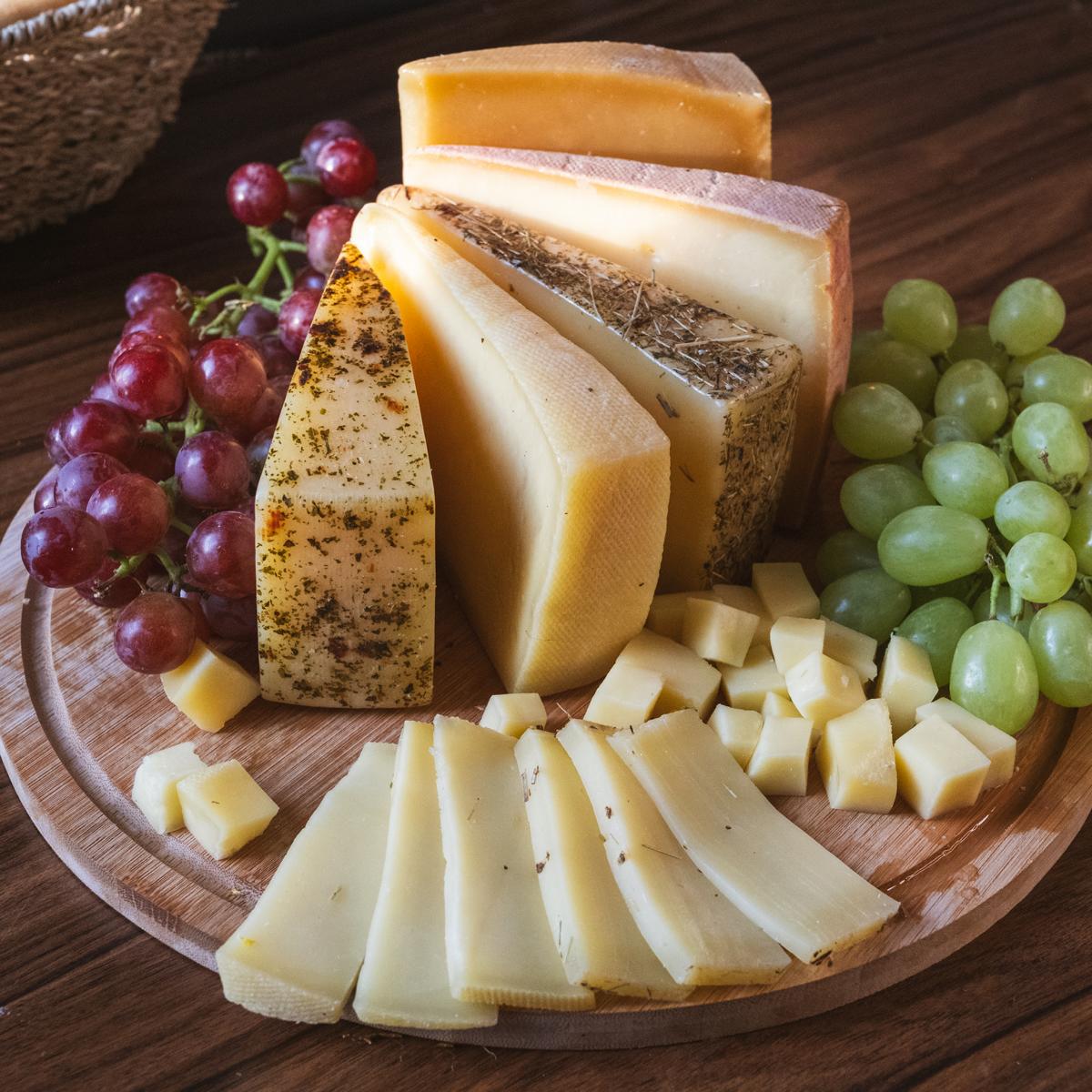 Meraner Käseset 1000g / Bauern,- Alm,- Berg,- Heukäse